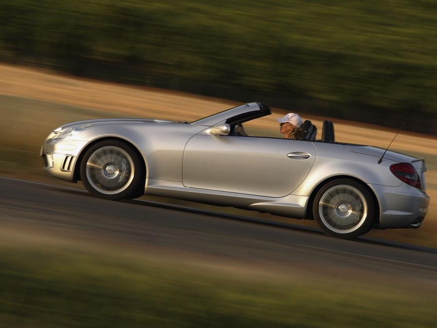  Mercedes-Benz SLK350 2005 года  (фото 9 из 103)